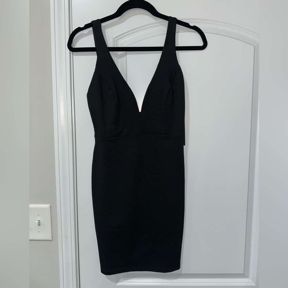 Lulu’s Black mini Dress